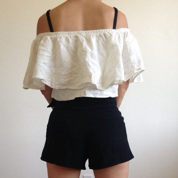 Reformation - Ivory Off The Shoulder Crop Top - Picture 5 of 16